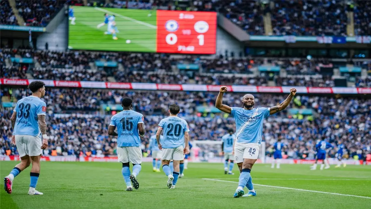 كادينا سير: رحيل جوارديولا يتسبب في انتقال لاعب مانشستر سيتي إلى ريال مدريد